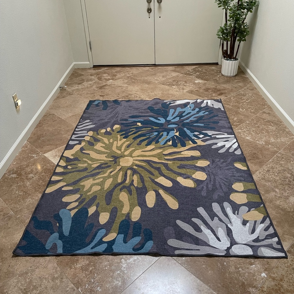 RUGGABLE Genevieve Floral Area Rug 5x7